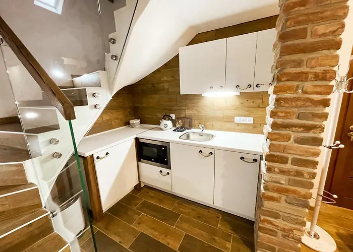Apartmanovy Dum 13 Mezonet 1 Appartement *